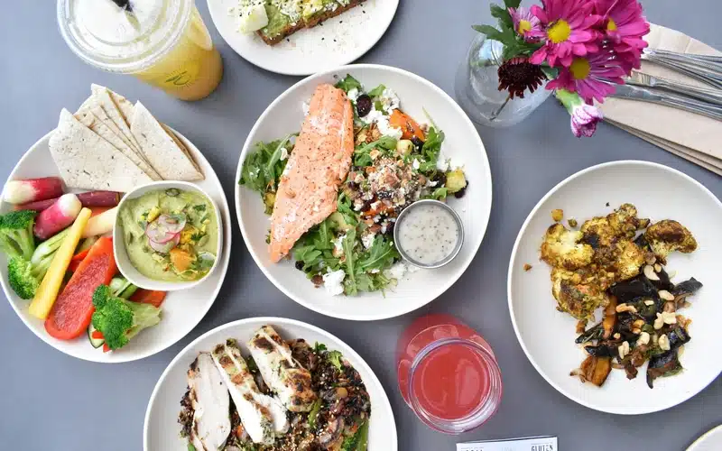 Qué comer en la menopausia: guía de alimentación basada en evidencia científica proteina menopausia alimentos